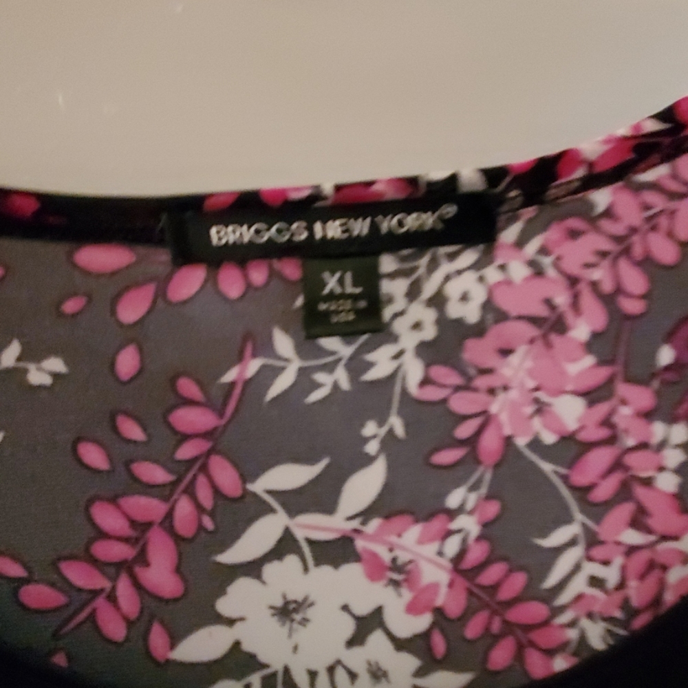 Blouse - Picture 2 of 5